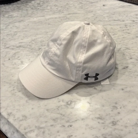 Under Armour Classic White Hat - Picture 2 of 3